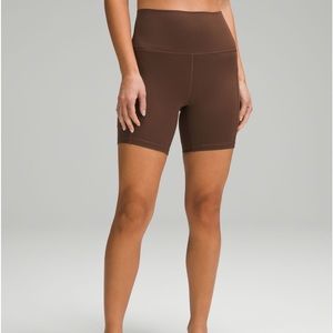 COPY - Lululemon align high rise short with pockets 6”